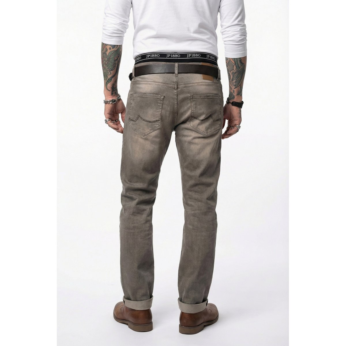 Jean. Coupe Straight Fit et finition jean gris, JP1880