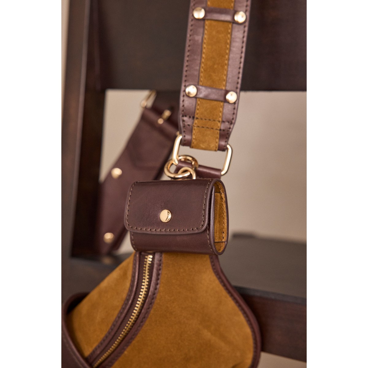 Sac banane LEONARD en cuir beige, Maison 123