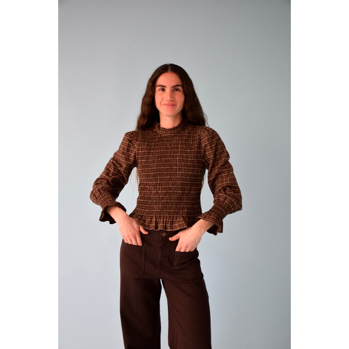 Blouse smockée carreaux CHÍA marron, MINDTRAVELER