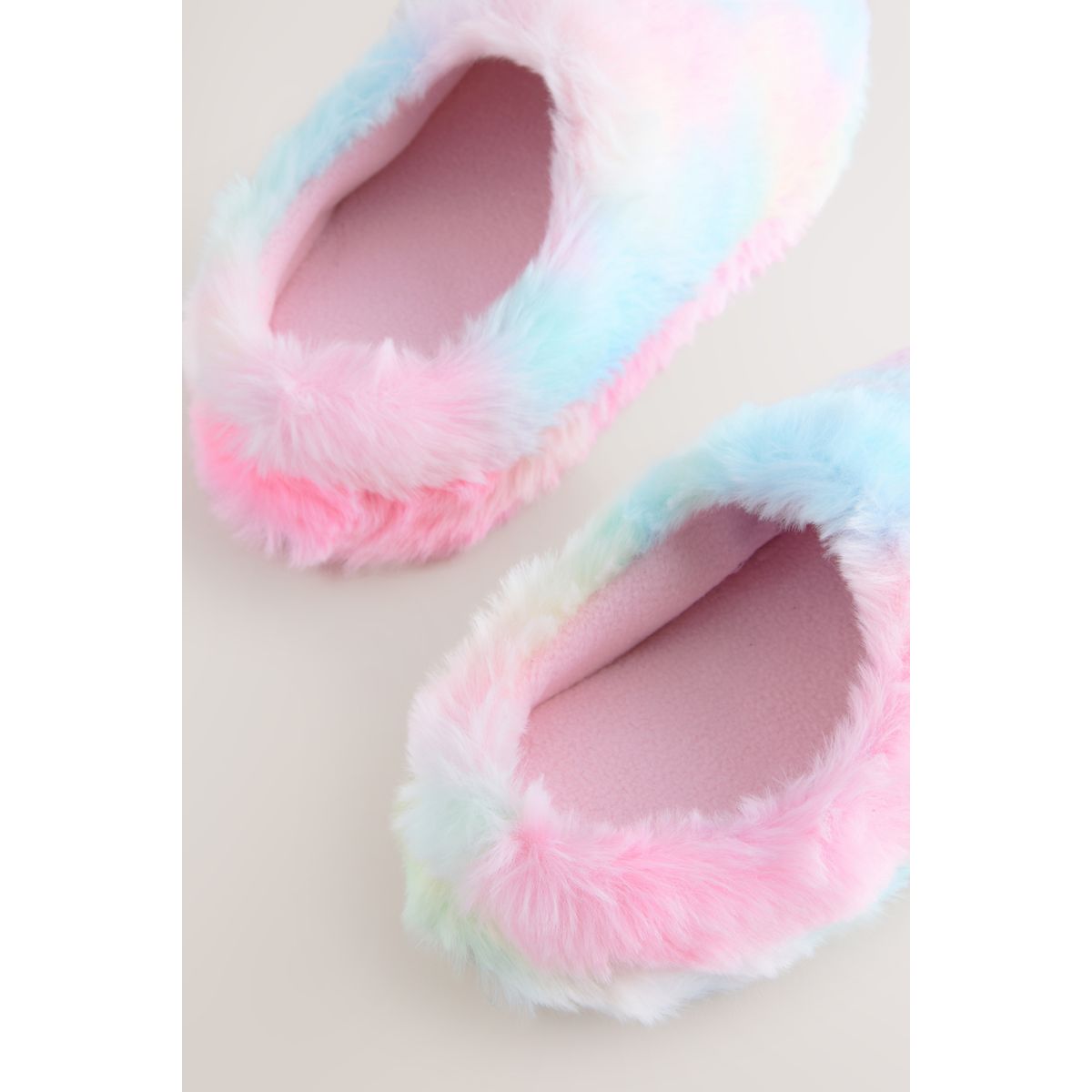 Chaussons style mules en imitation fourrure arc-en-ciel, NEXT