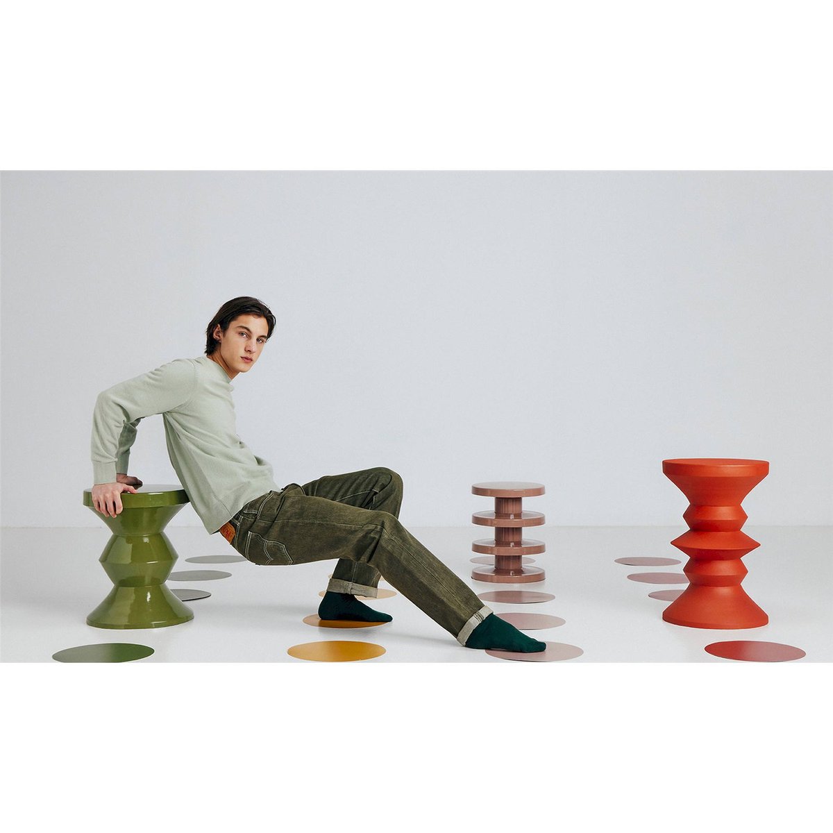 Table d'appoint en fer style contemporain orange vif contemporain, RECOLLECTION