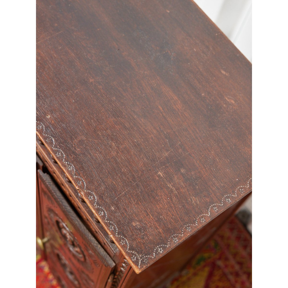 Buffet régional en bois Gilbert N°1711 - Bon état bois foncé, DEBONGOUT