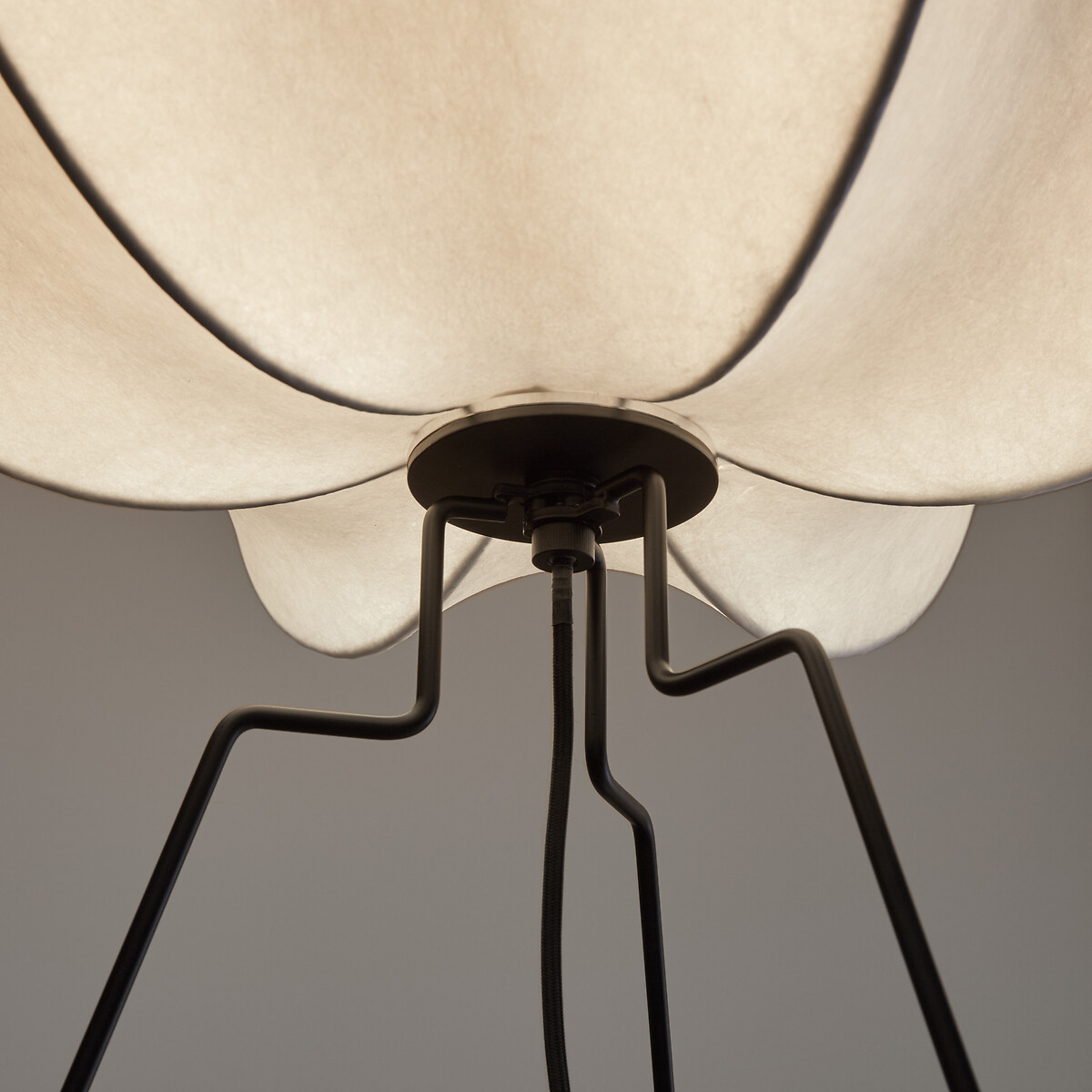 Lampadaire en métal fer et résine, Oï blanc, AM.PM