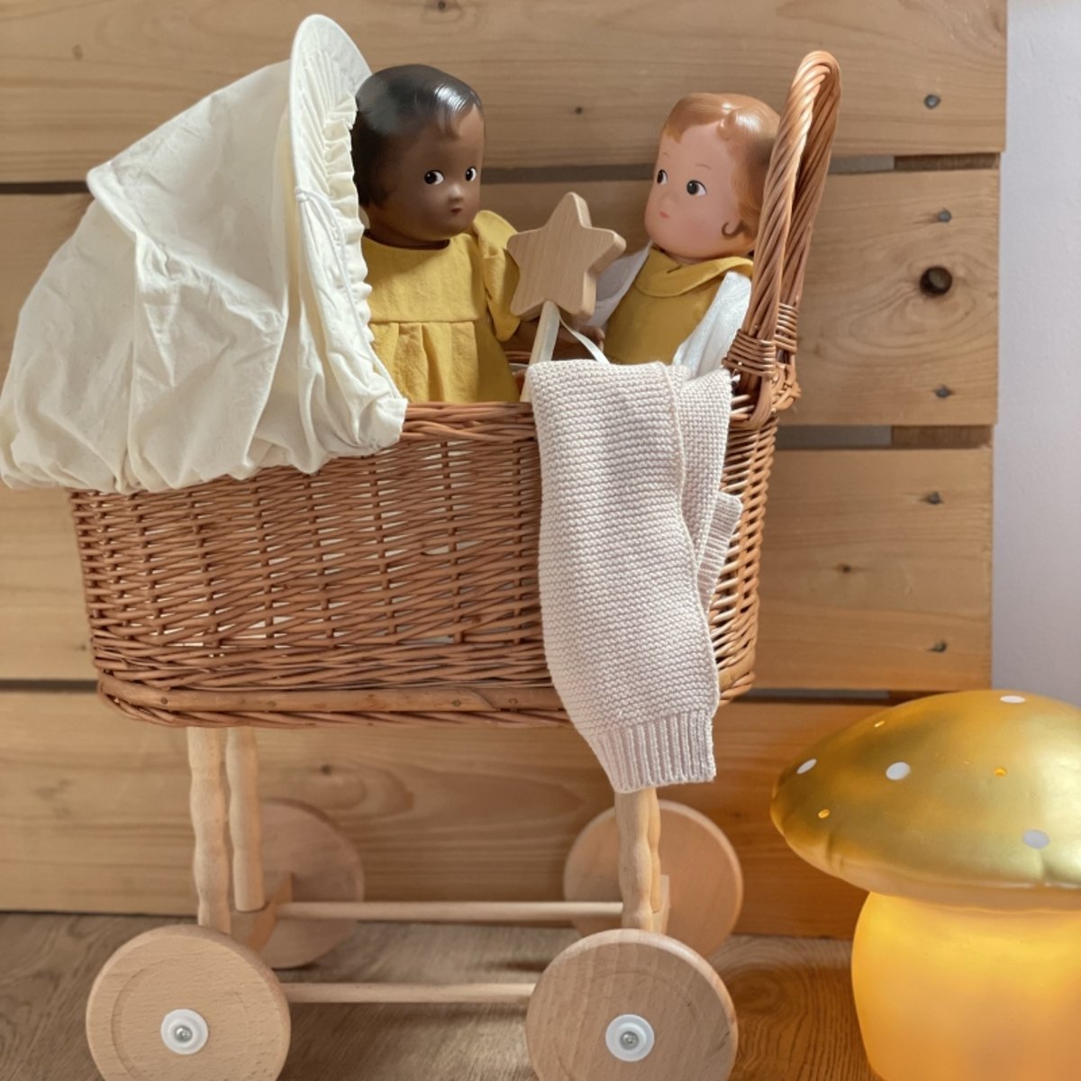 Landau en osier marron, EGMONT TOYS