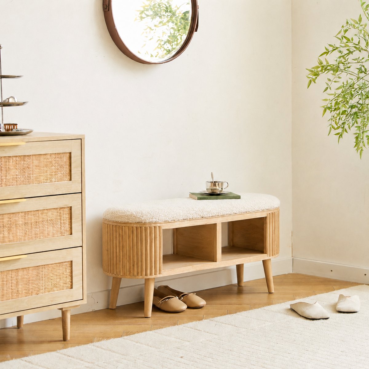 Banc avec rangement, pin et bouclette, ISUMI blanc cassé, NORDLYS