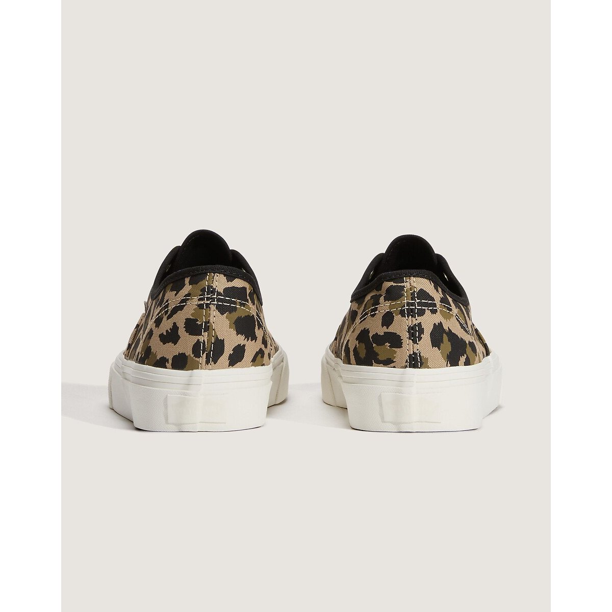 Authentic low top trainers leopard print, VANS