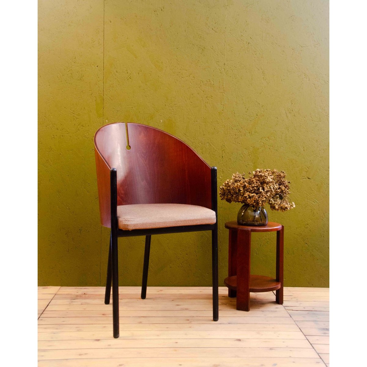 Chaise en bois cintré Alma N°1919 - Bon état noir, DEBONGOUT