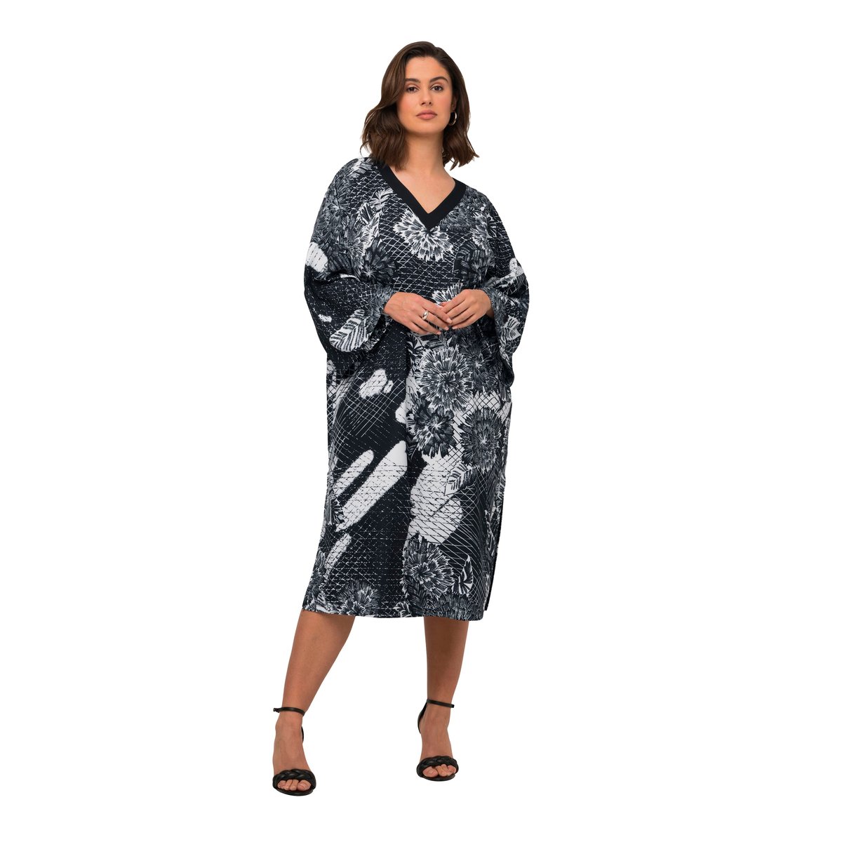 Robe noir, ULLA POPKEN