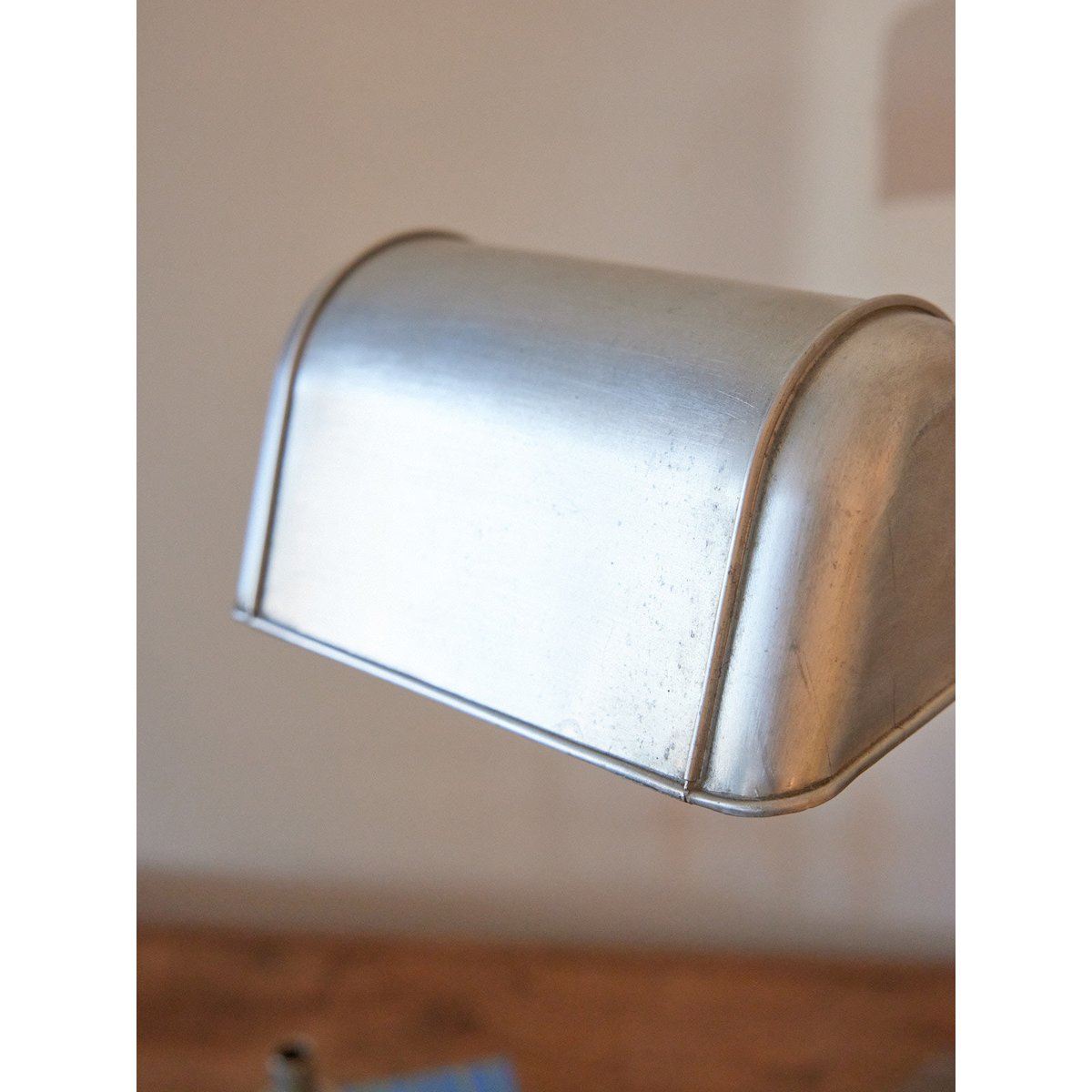 Lampe de bureau en métal vintage Julia N°1064 - Bon état argenté, DEBONGOUT