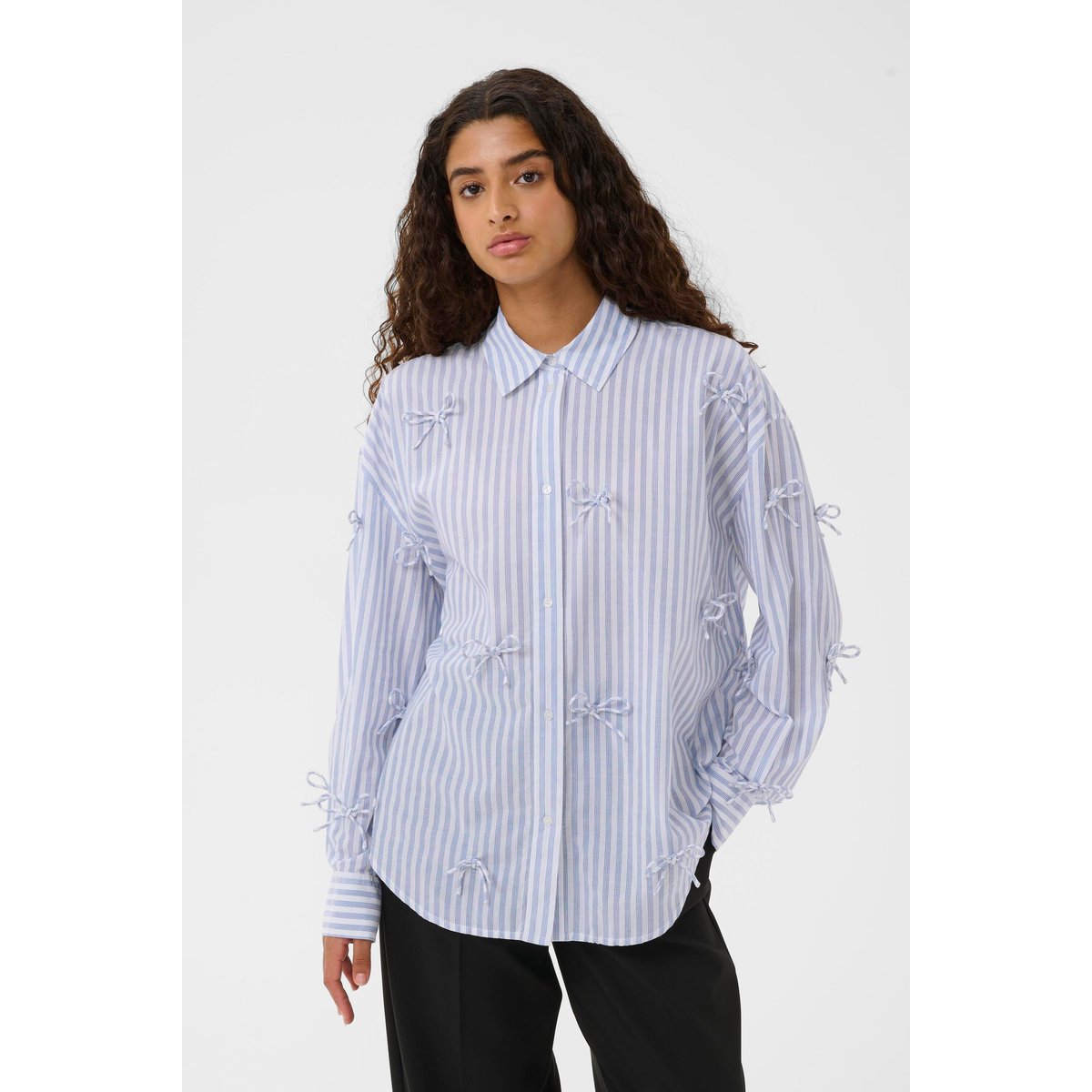 Chemise à manches longues blanc et bleu rayé, SOAKED IN LUXURY
