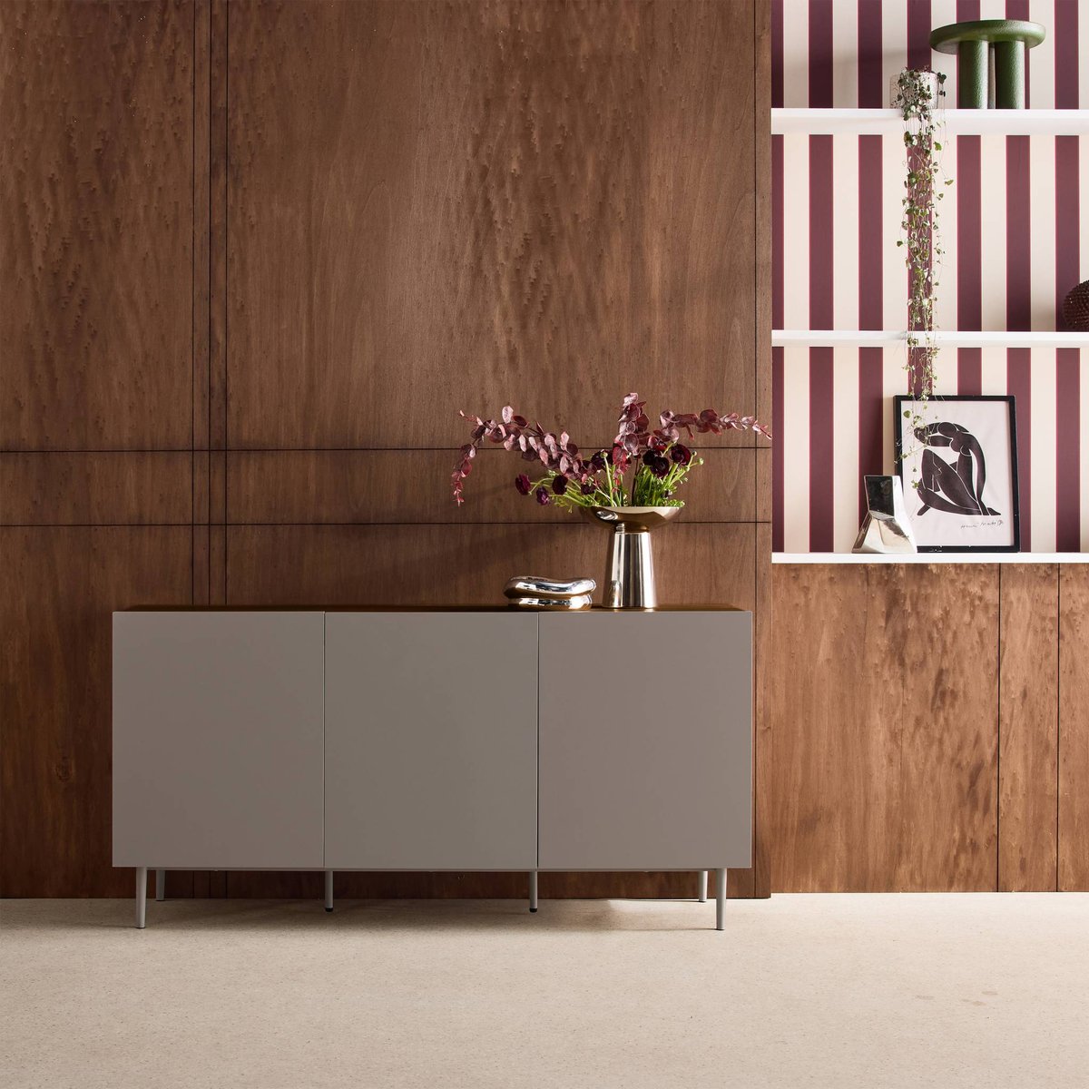 Buffet décor bois piétement métal 3 portes 150cm ASHTON gris, SWEEEK
