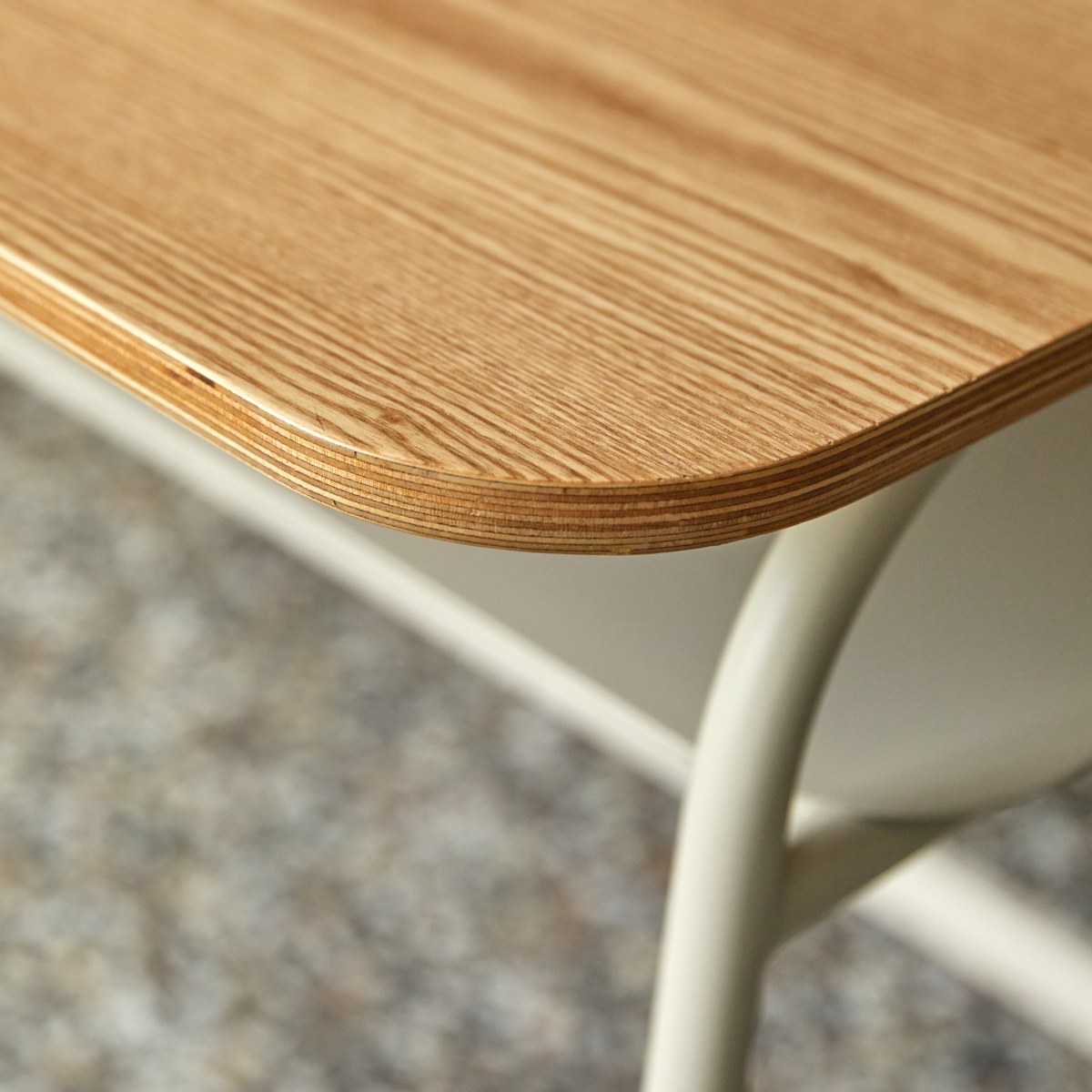 Bureau en Frêne massif, MIO beige, TIKAMOON