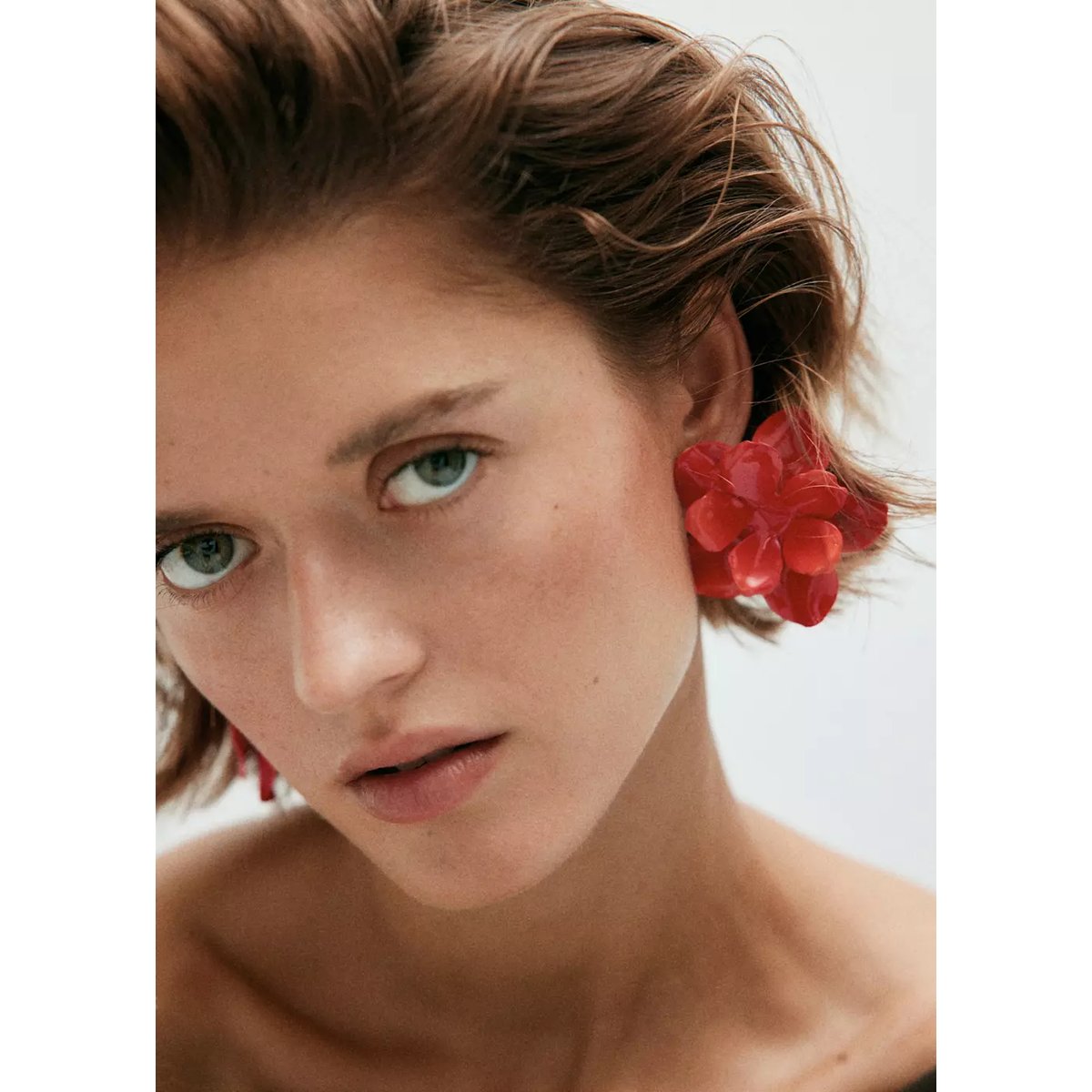 Boucles d’oreille fleur en relief orange, MANGO