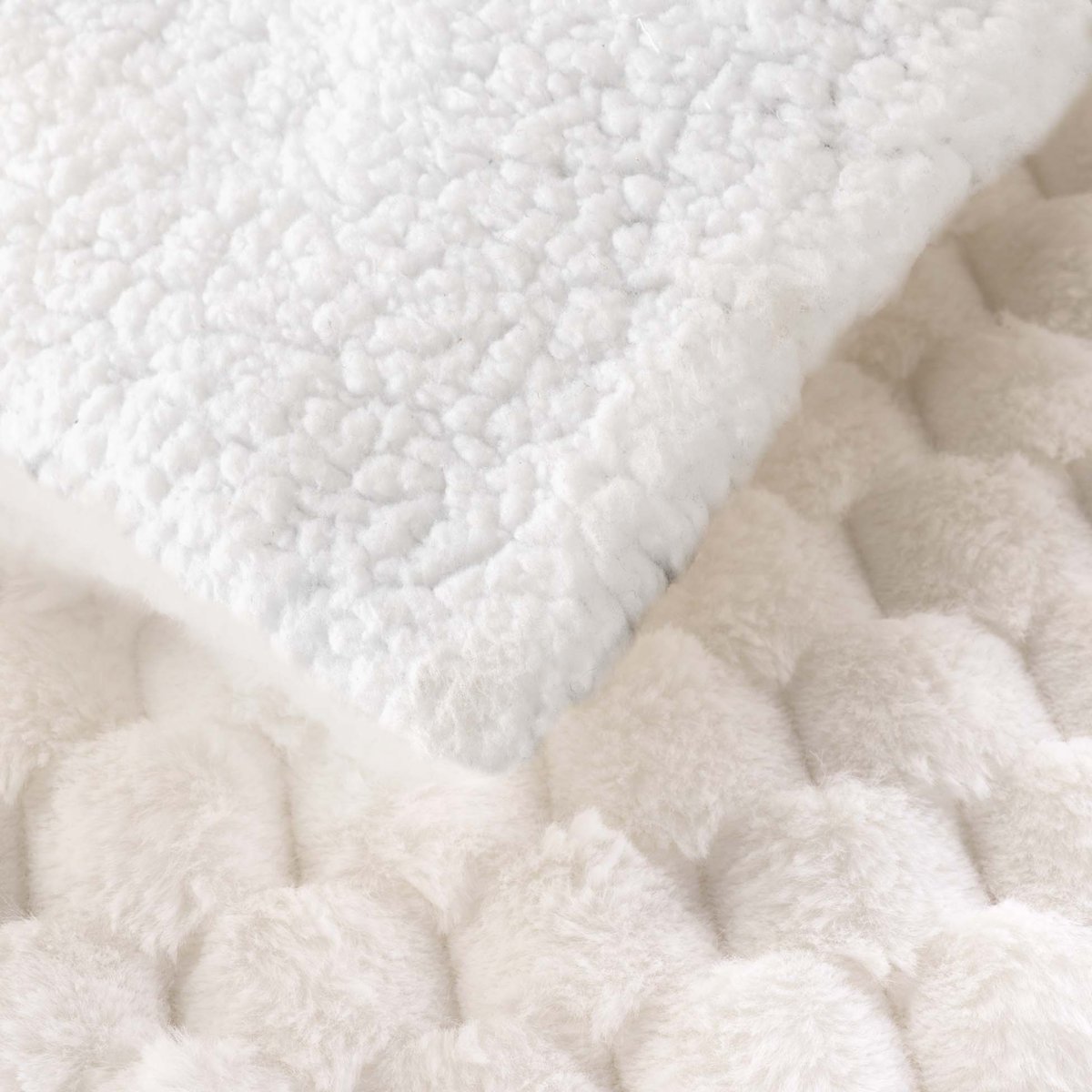 Plaid polaire et sherpa naturel, DOUCEUR D'INTÉRIEUR