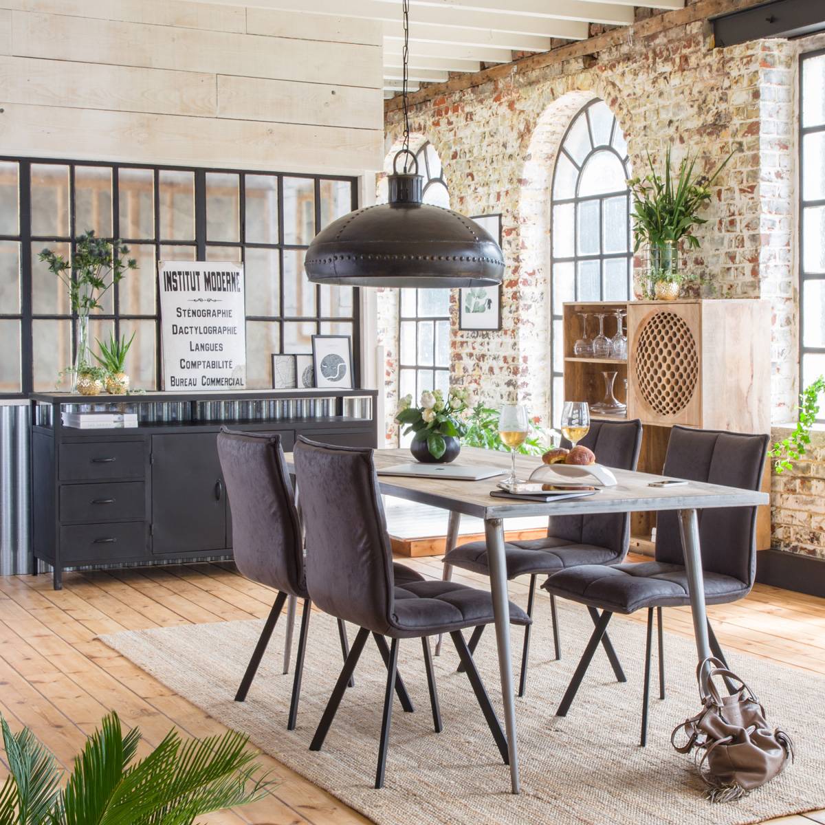 Lot de 2 chaises en polyester NINO noir, MADE IN MEUBLES
