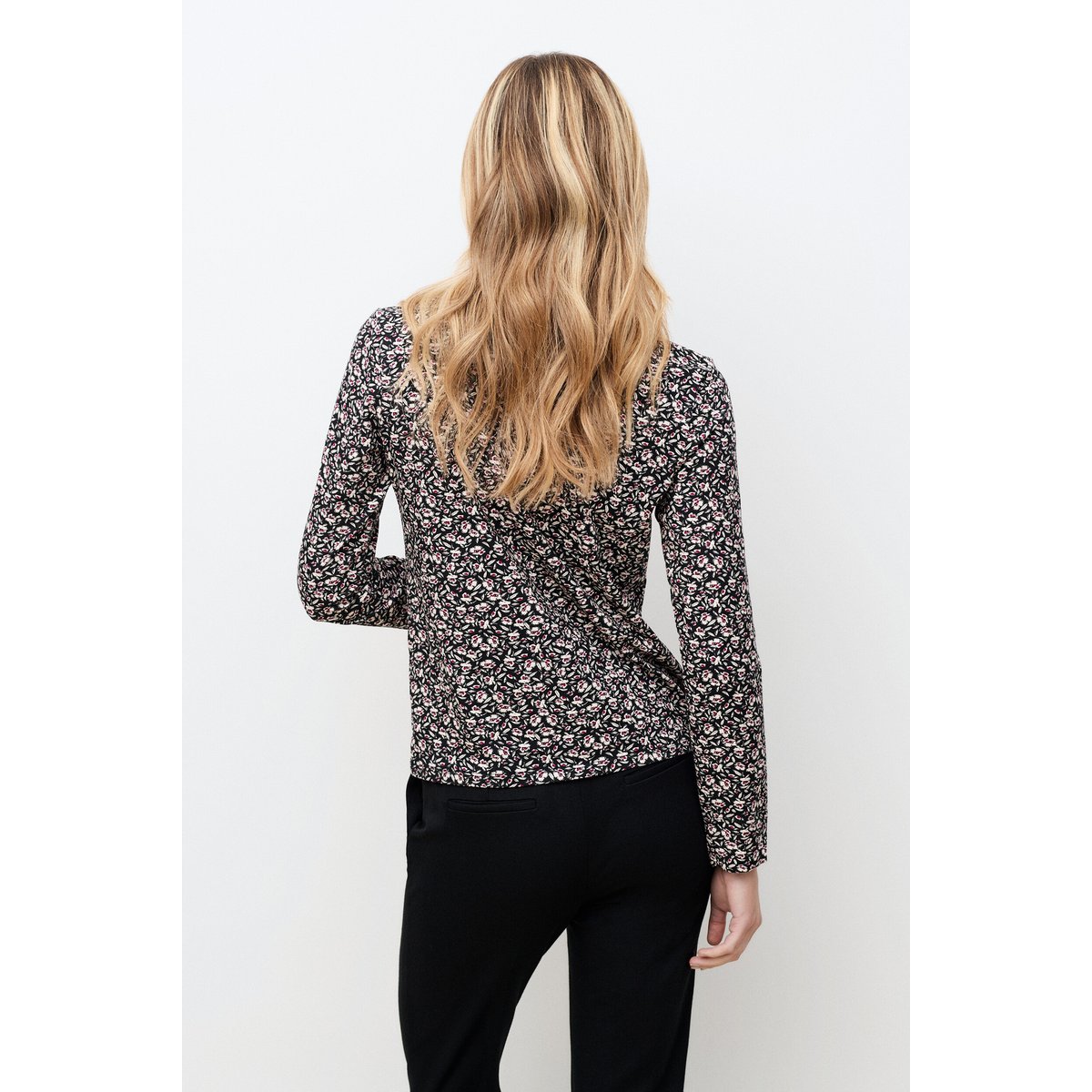 T-shirt Tanoushka4 noir, CAROLL