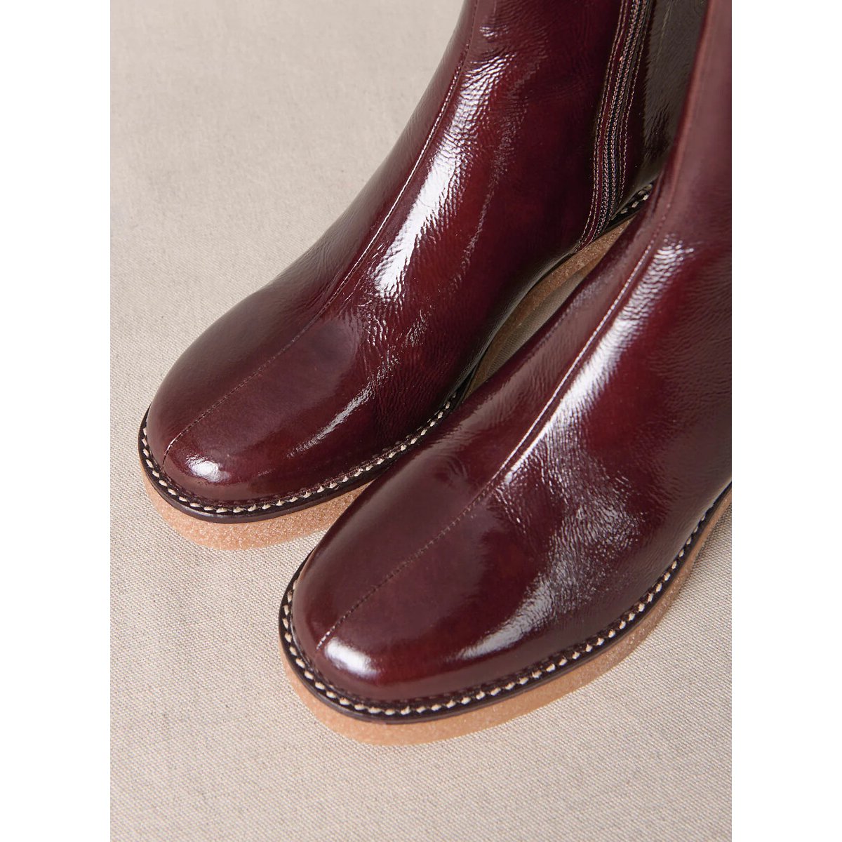Clara Ankle Boots in Patent Leather brown, PETITE MENDIGOTE