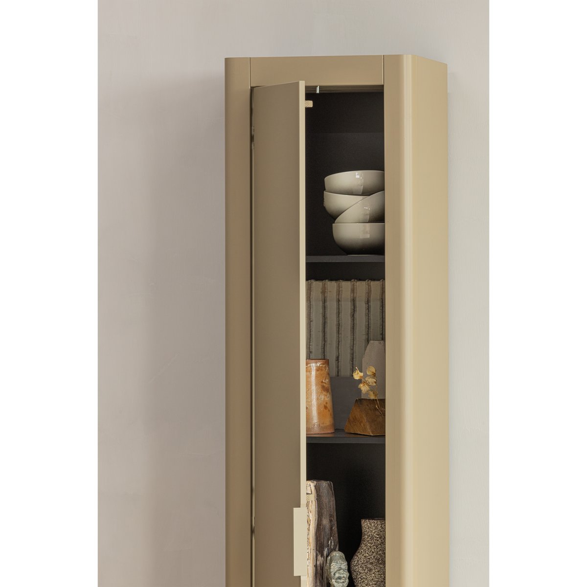 Armoire haute en pin GUNNAR taupe, WOOOD