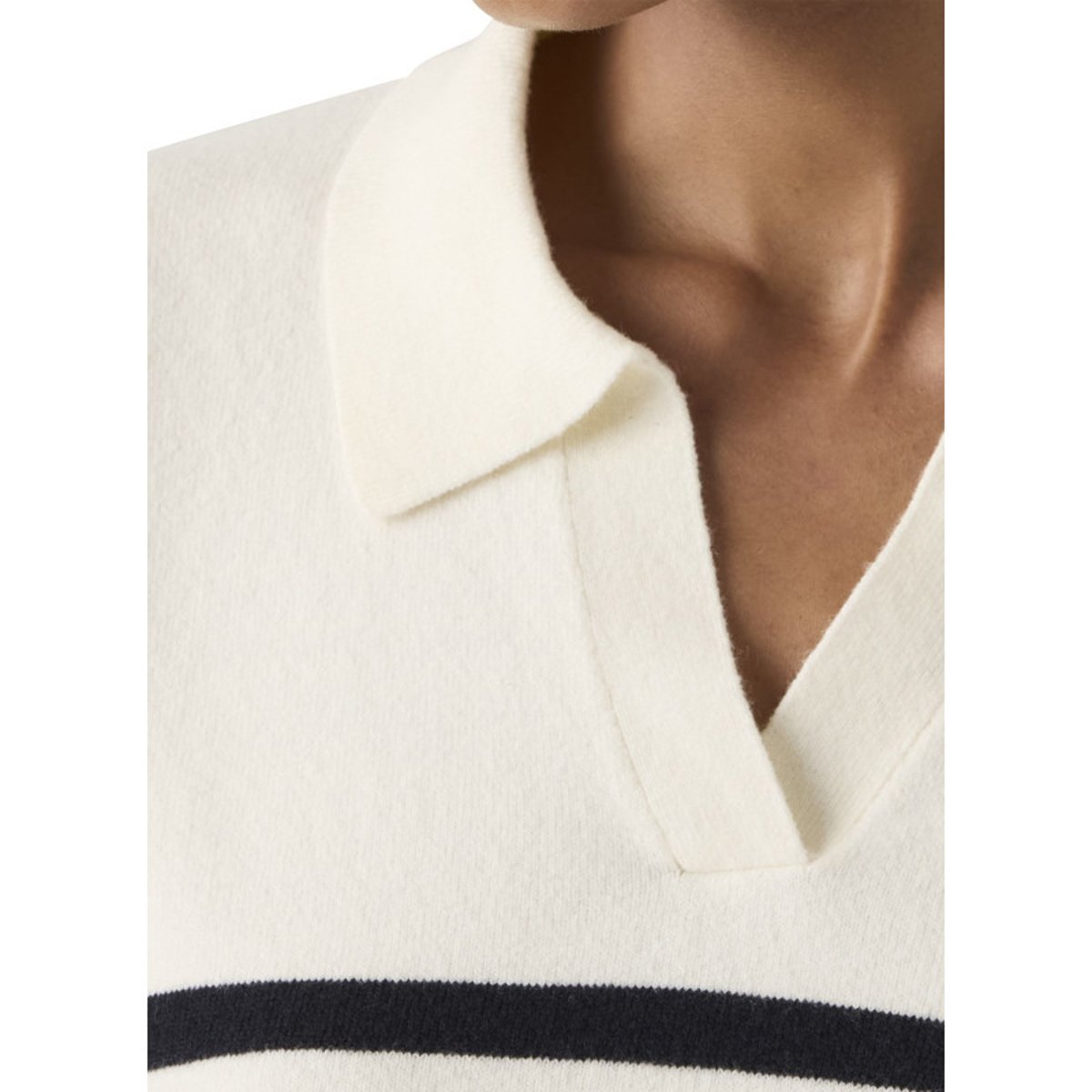 Pull blanc et noir à rayures pourvu d'un col polo et de manches courtes blanc, LEVI'S