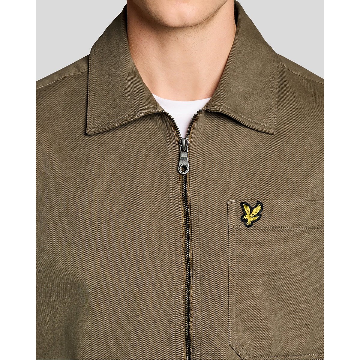 Surchemise légère délavage enzymatique vert kaki cendré, LYLE & SCOTT