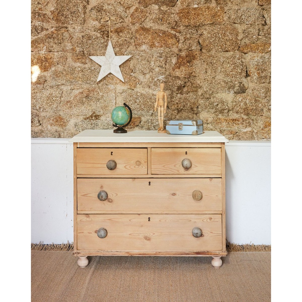 Commode anglaise en bois Garance N°550 - Bon état bois clair, DEBONGOUT