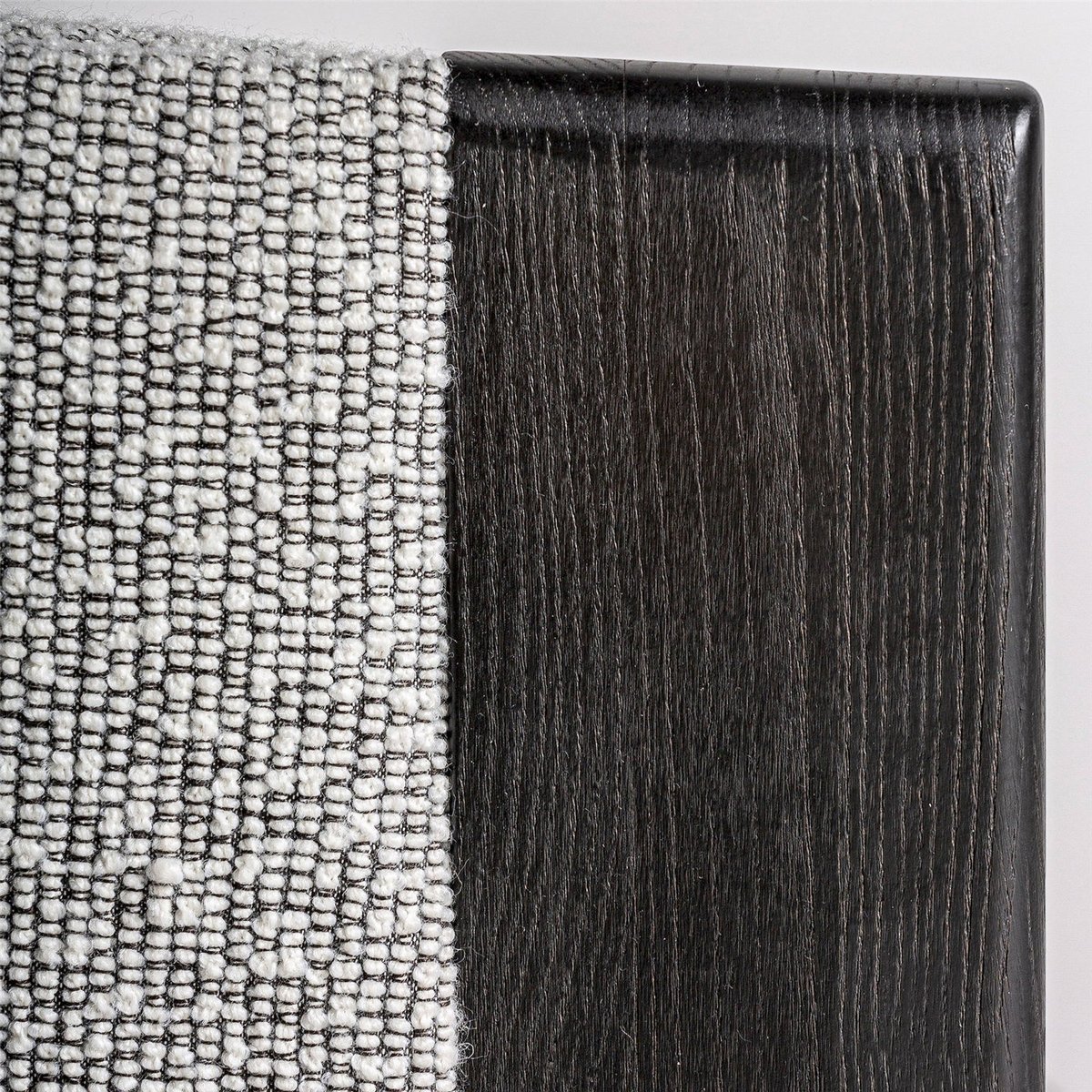 Fauteuil contemporain en chêne et laiton gris marbré élégant, RECOLLECTION