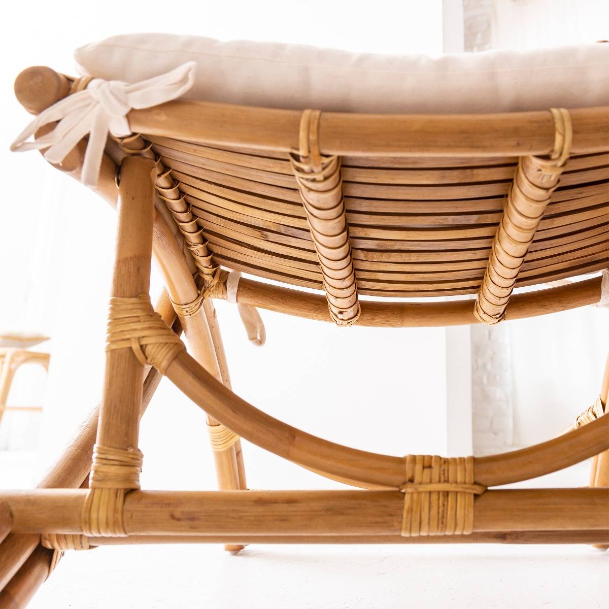 Fauteuil en rotin MAYEUL bois clair, MADE IN MEUBLES 