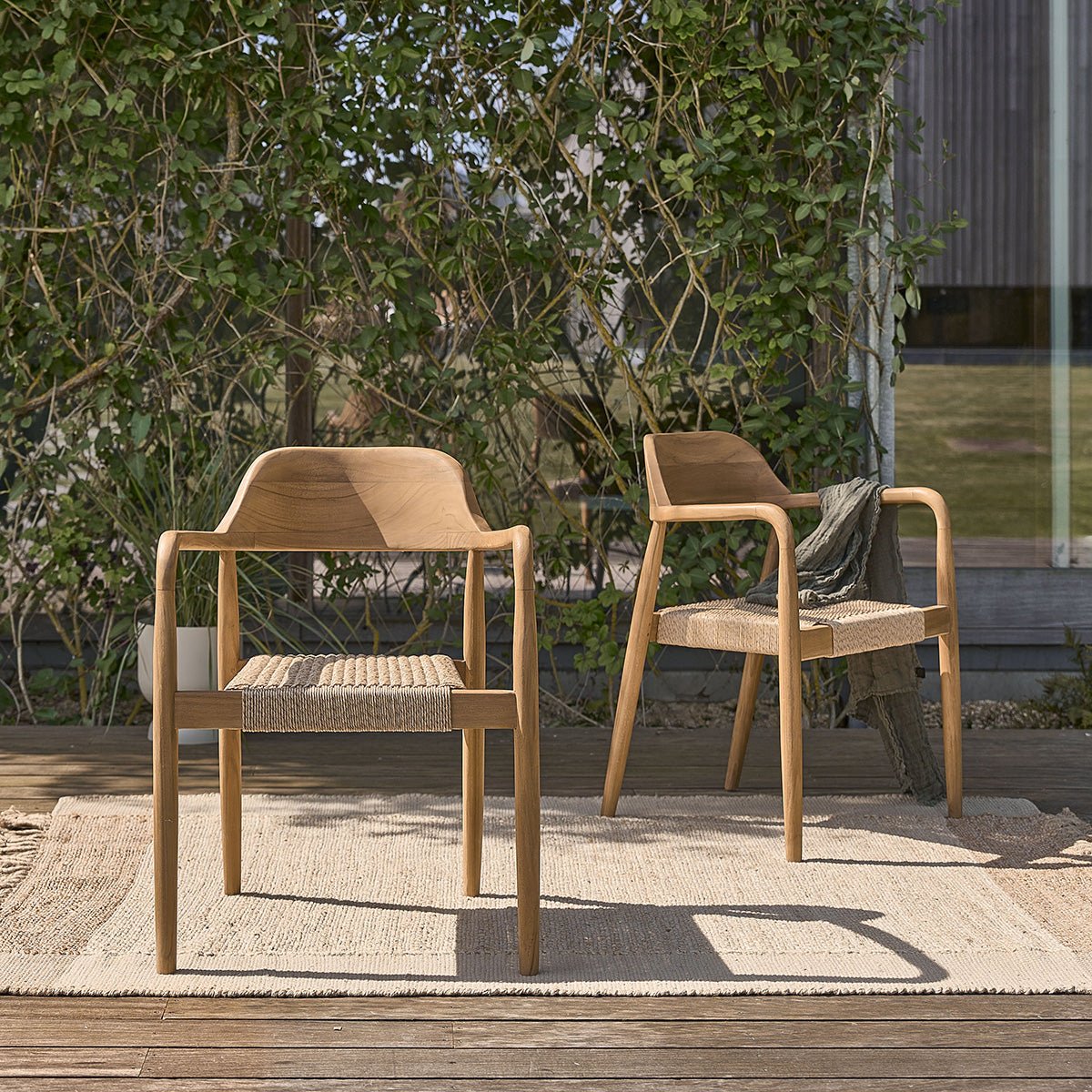 Lot de 2 fauteuils de jardin en teck massif et cordage  ALIZÉ naturel, BERAH GETAH