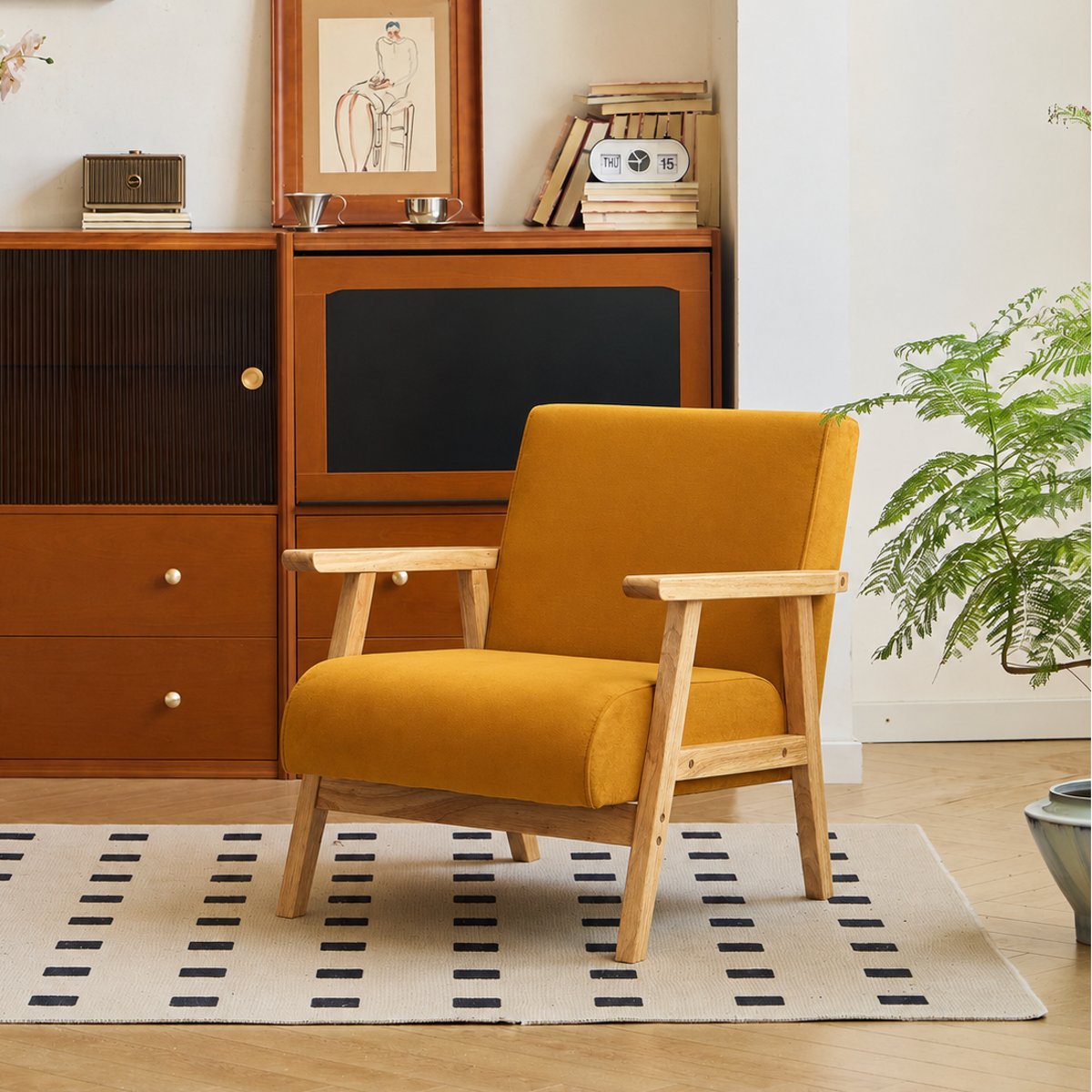 Fauteuil de salon en bois massif, LOUIS jaune moutarde, NORDLYS