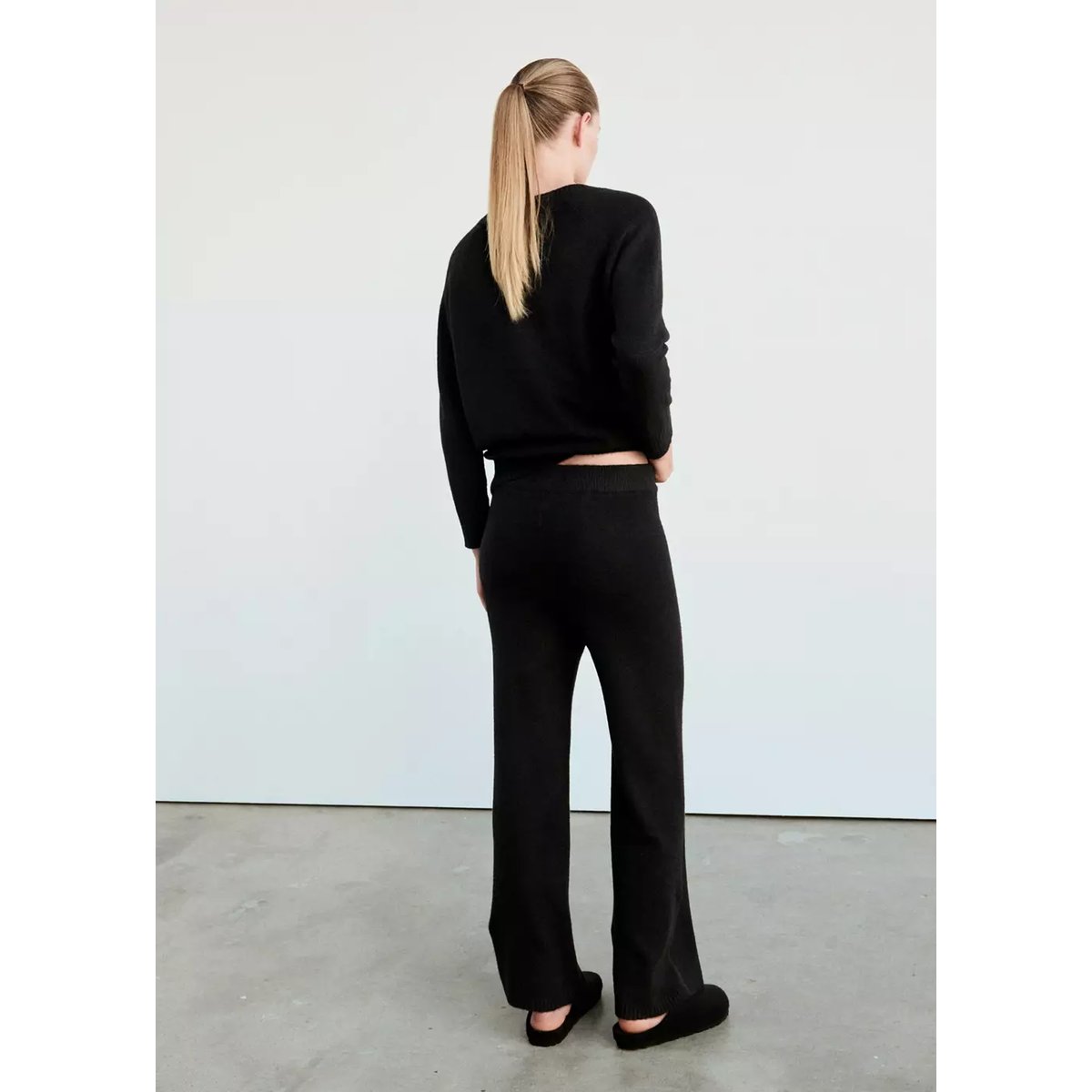 Pantalon de pyjama en maille à jambes larges noir, MANGO