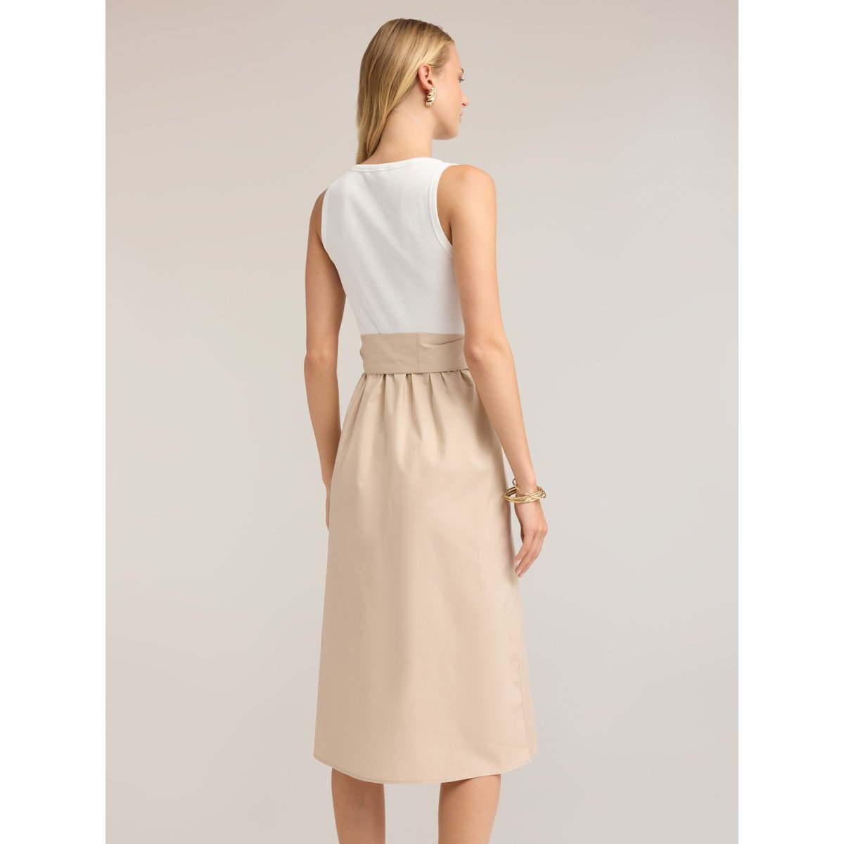 Robe évasée avec nœud à la taille beige, MOTIVI