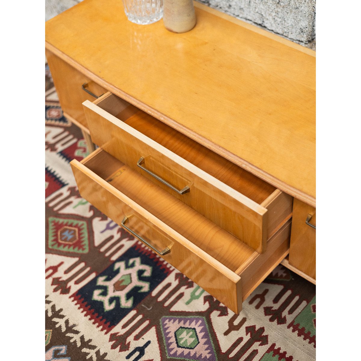 Élégante enfilade au bois clair Margaret N°494 - Bon état bois clair, DEBONGOUT