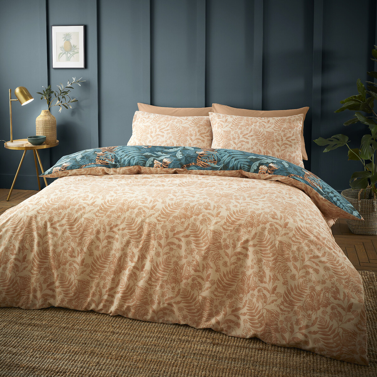 Tropic Tiger Leaf Duvet Cover and Pillowcase Set green, CATHERINE LANSFIELD