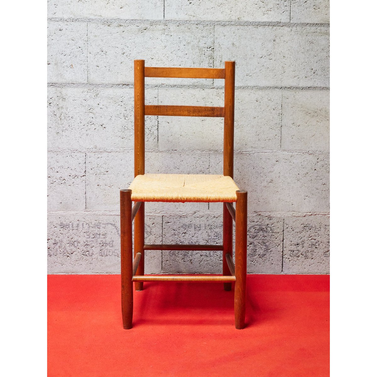 Lot de 4 chaises en bois Claude N°1313 - Bon état bois foncé, DEBONGOUT