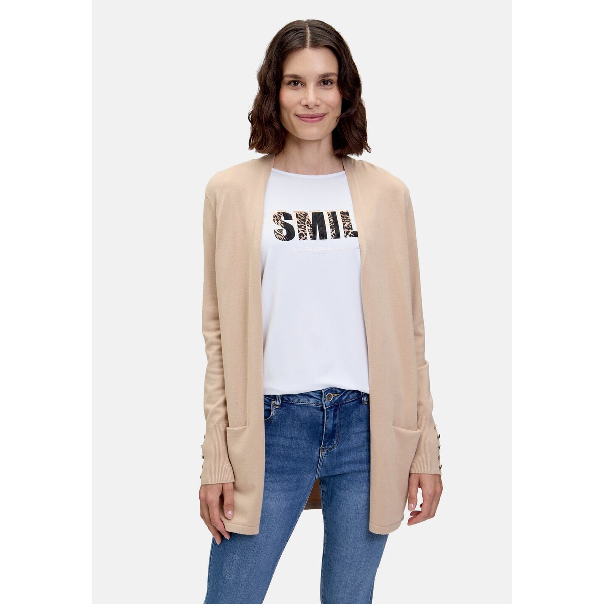 Cardigan en fine maille à poches beige, BETTY BARCLAY