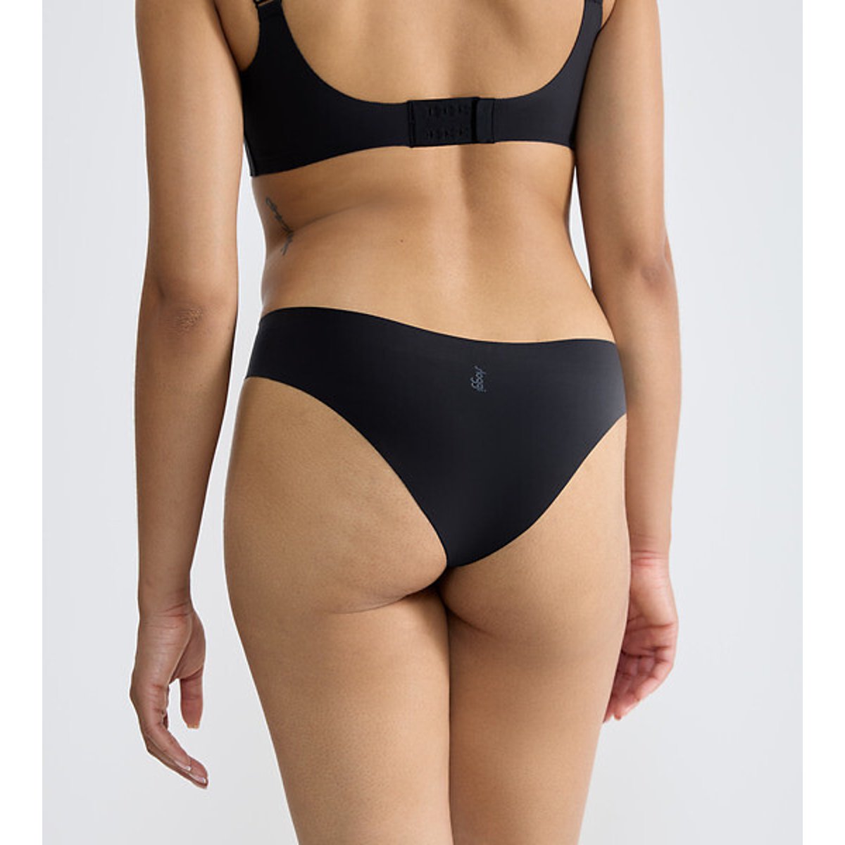 Slip échancré taille haute Zero Feel 2.0 noir, SLOGGI