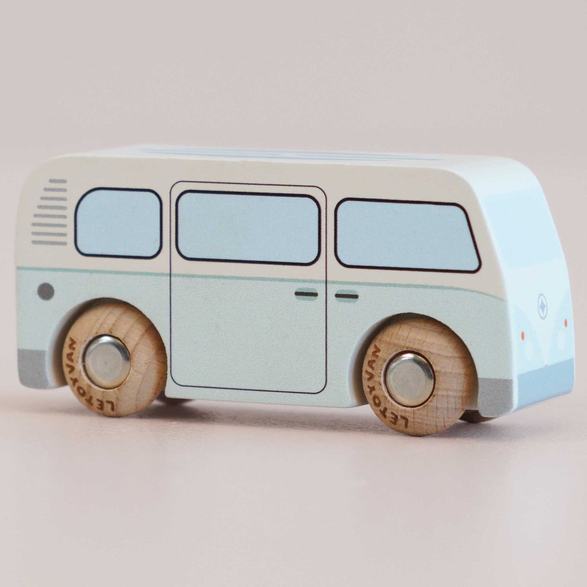 Van Daisy No 29 bleu, LE TOY VAN