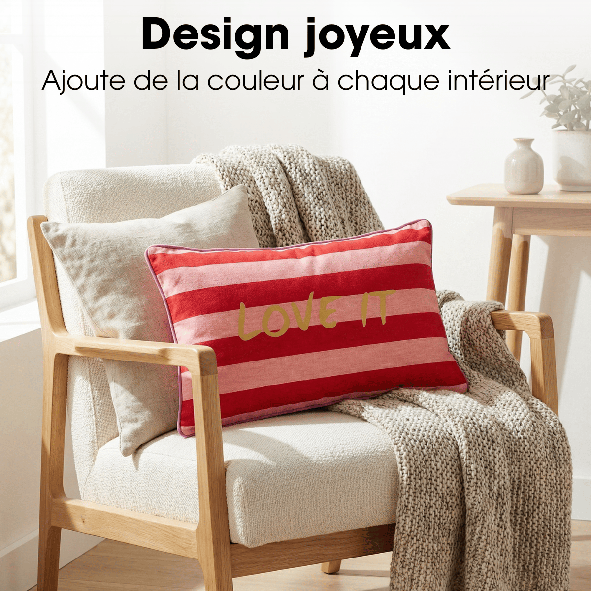 Coussin décoratif rouge, MICA DECORATIONS