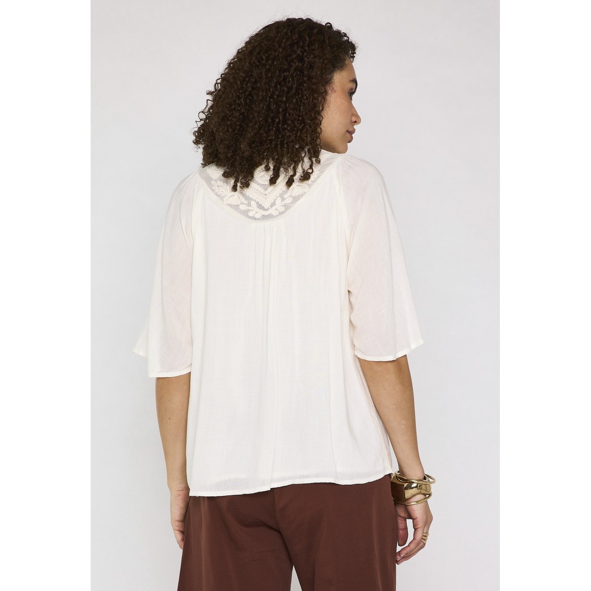 Blouse brodée à manches 3/4 DEBORAH creme, Maison 123