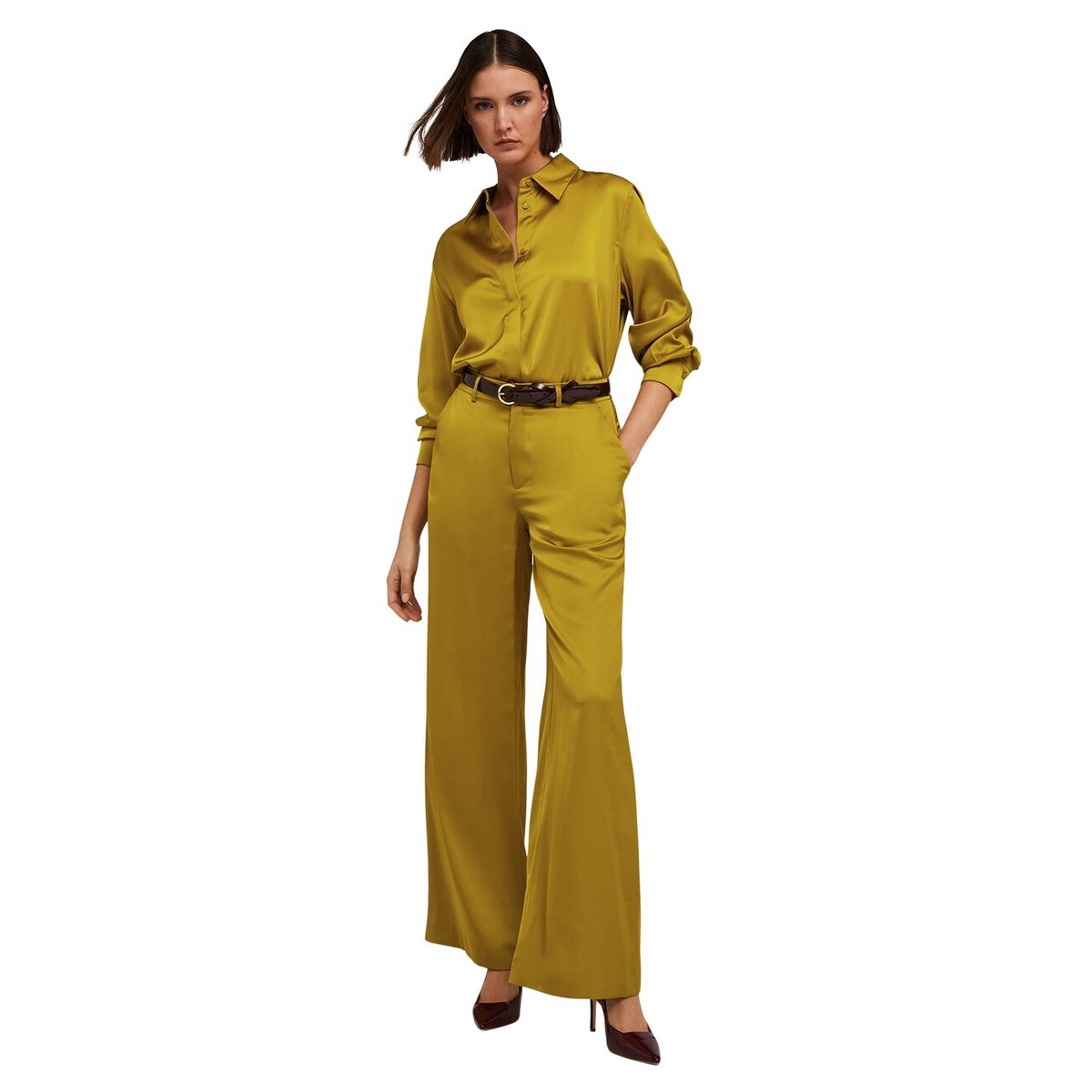 Chemise en satin jaune, MOTIVI
