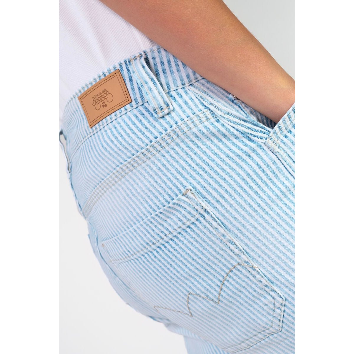 Jeans loose, large 400/60 girlfriend , 7/8ème blue, LE TEMPS DES CERISES