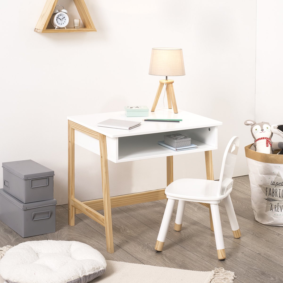 Bureau enfant blanc, ATMOSPHERA