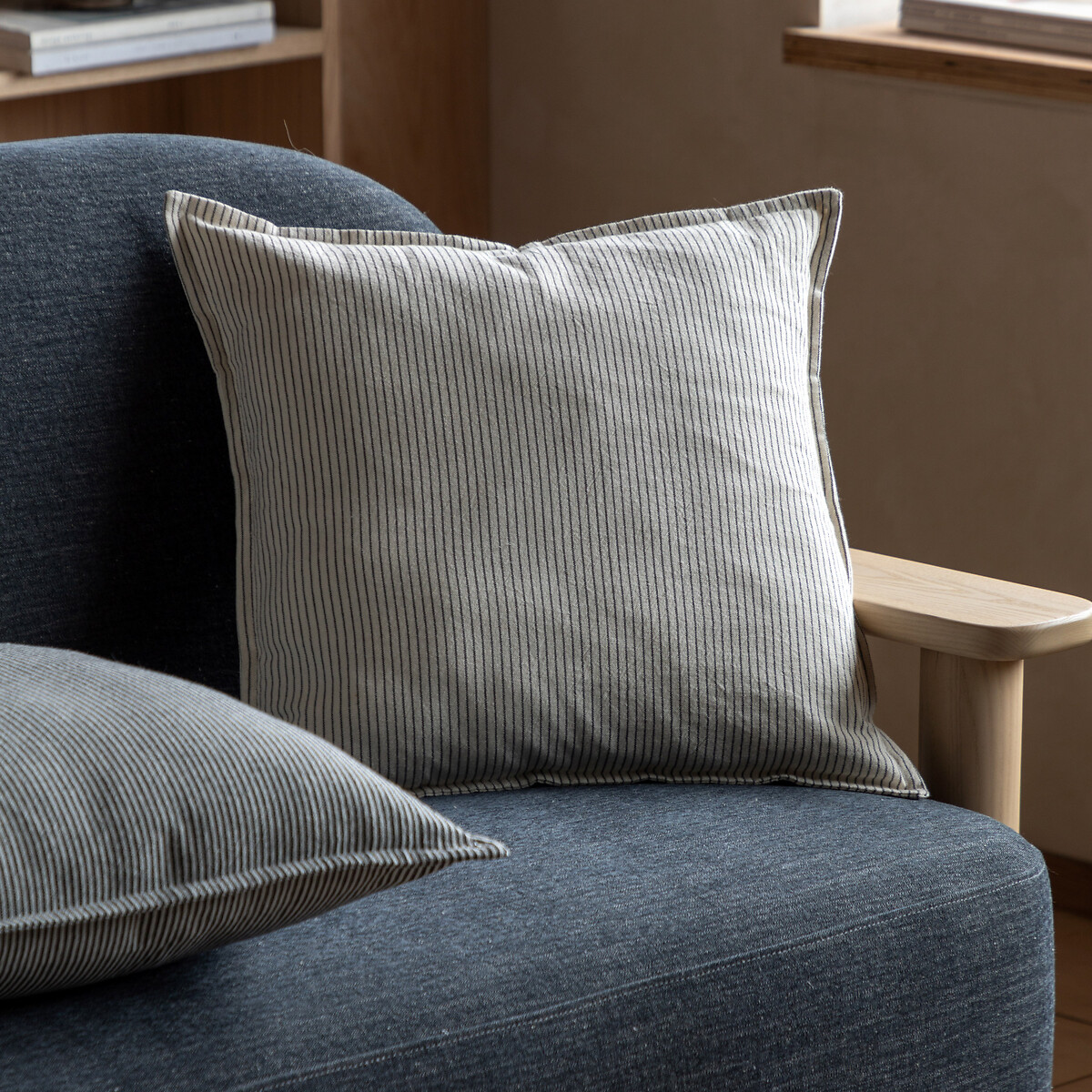 Fairmont Woven Stripe Cushion cream, ÉDITÉ