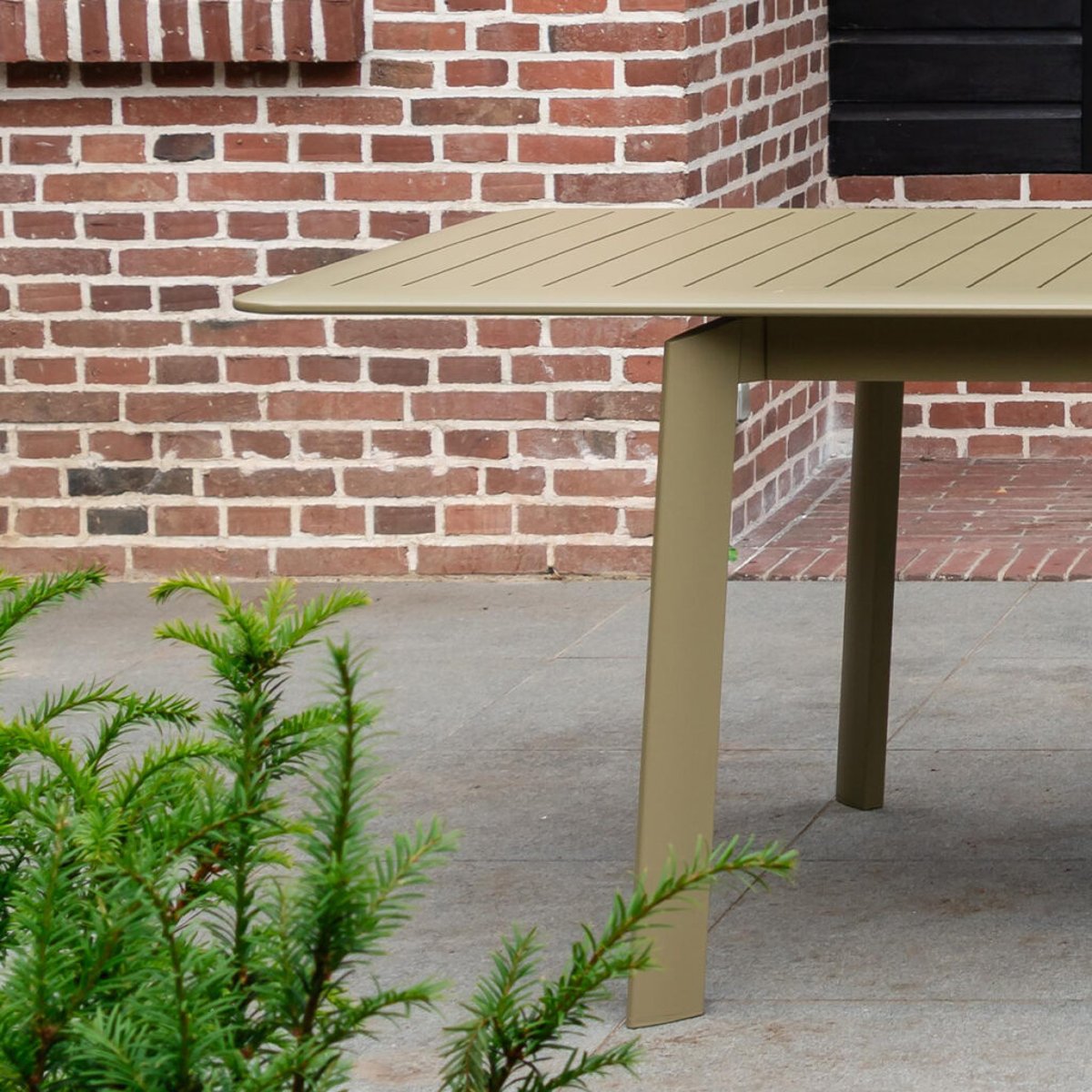 Ensemble de jardin extensible 6/10p en aluminium Kaki clair 8 fauteuils HAVANA kaki clair, WILSA GARDEN