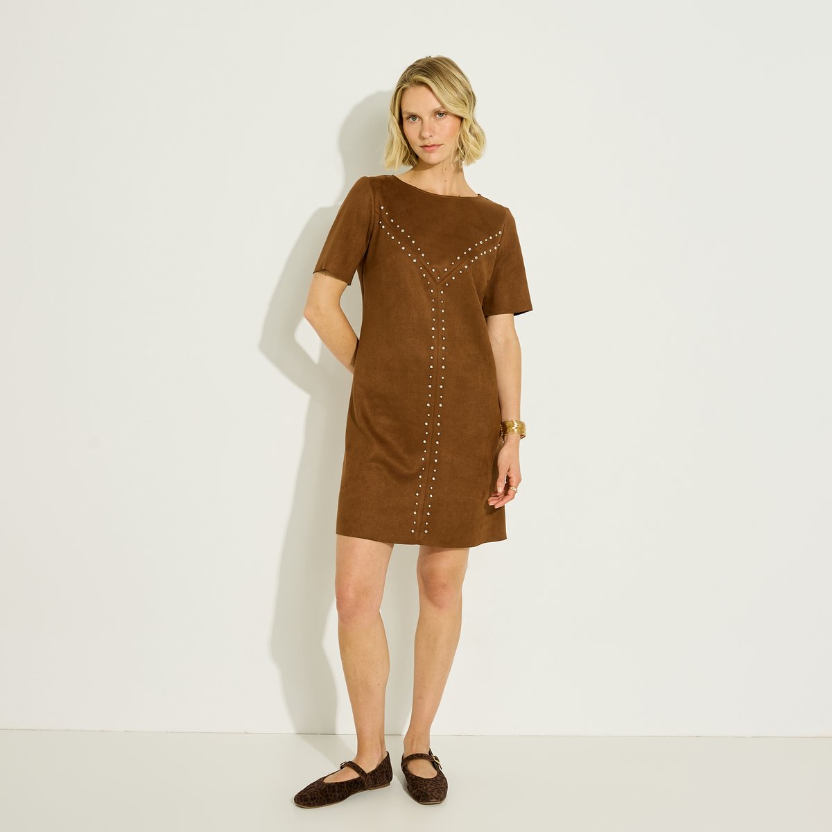 Robe courte en suédine à clous marron, GRAIN DE MALICE