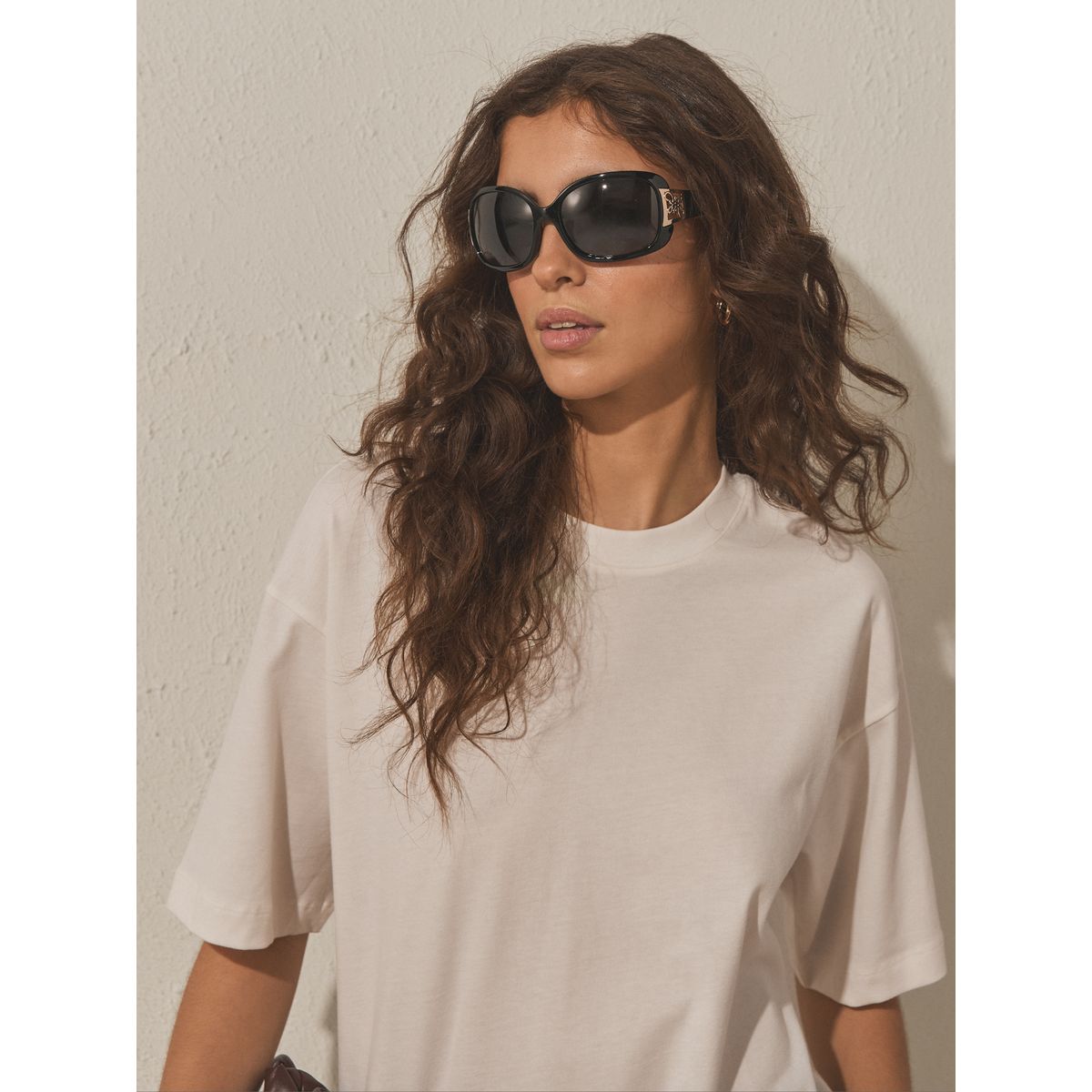 Lunettes de soleil à branches incurvées noir, NEXT