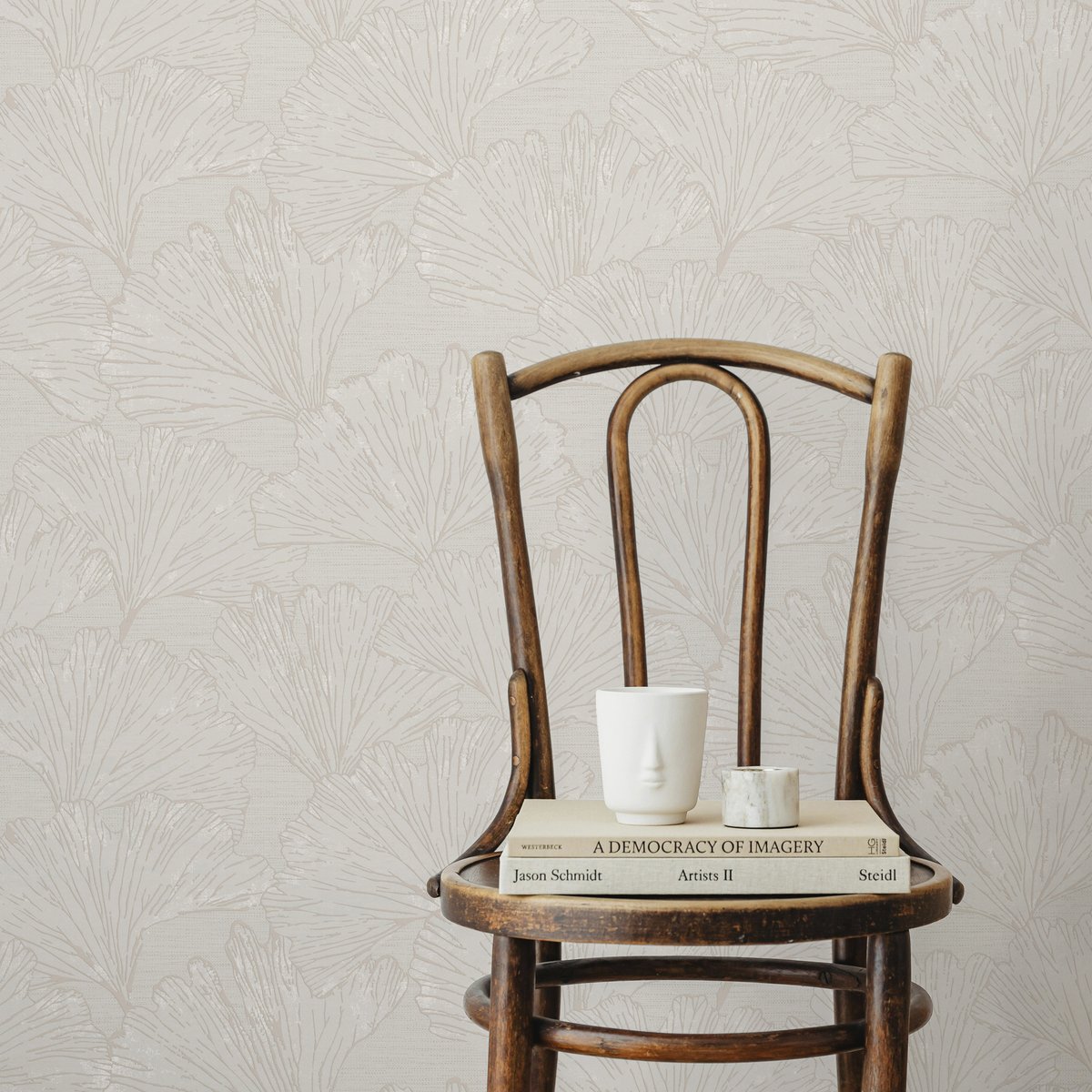 Papier peint Feuillage Gigi beige poudré, BOUTIQUE