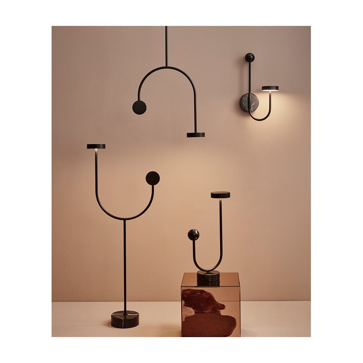 Lampadaire en Marbre Grasil noir, AYTM