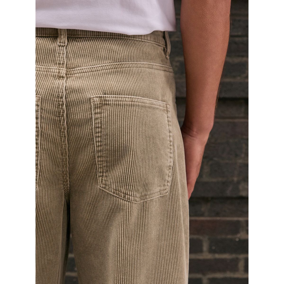Pantalon à 5 poches en velours côtelé grège, NEXT