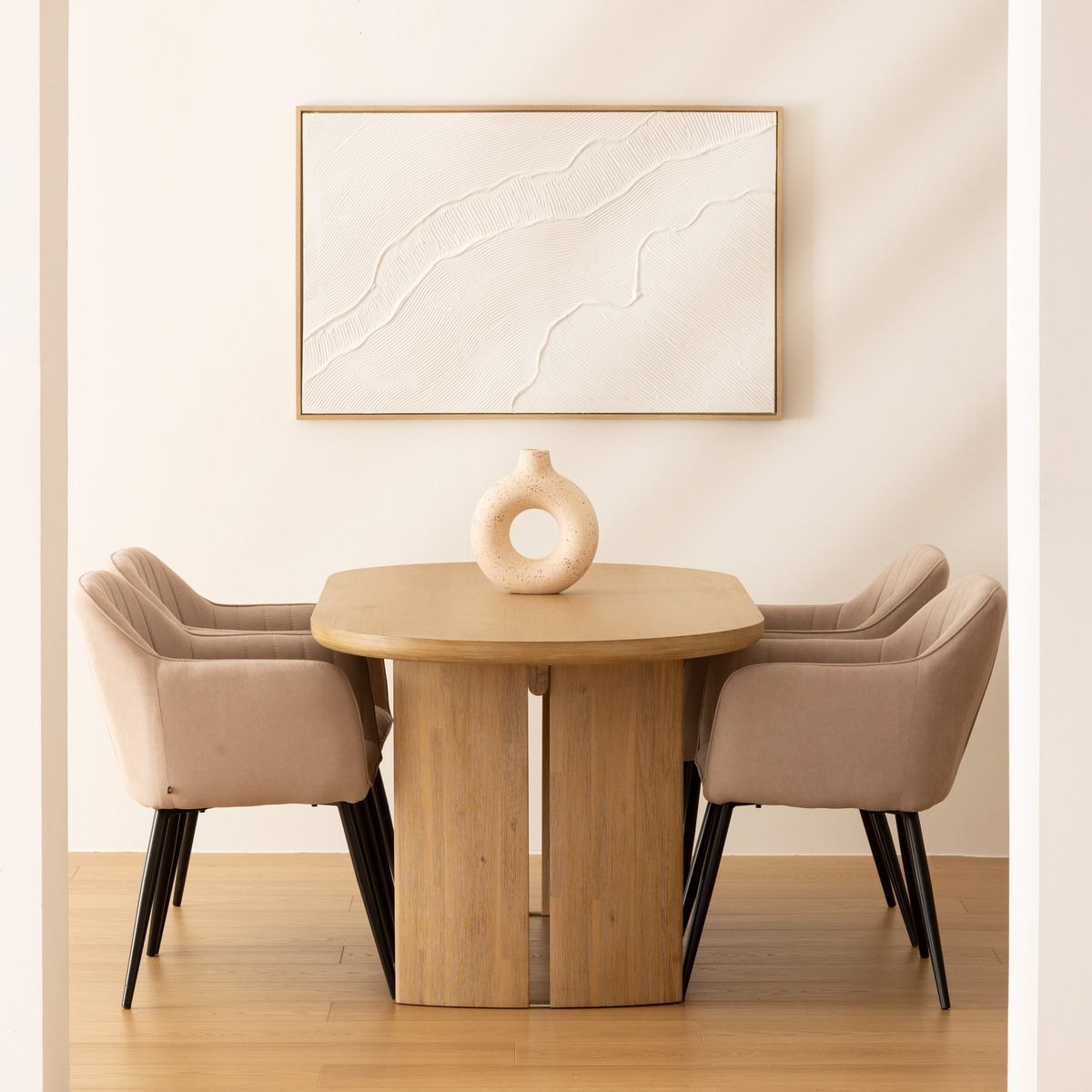 Table à manger ovale en bois d'acacia 6 places LOUSADA beige, ATMOSPHERA